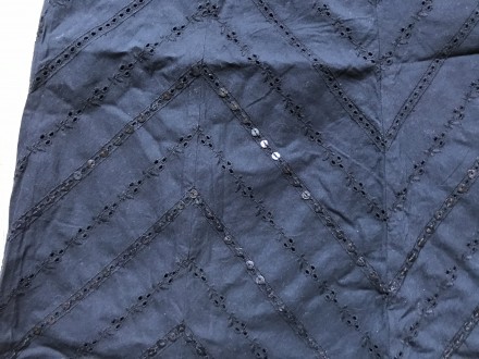 Легкая летняя черная юбка с вышивкой ришелье от британского бренда Bay. Производ. . фото 3