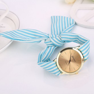 
Женские цветные наручные часы Geneva
 
 
Модные наручные часы с тканевым ремешк. . фото 8