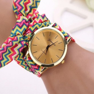 
Женские яркие наручные часы Geneva
 
 
Модные наручные часы с тканевым ремешком. . фото 2