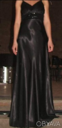 Чёрное концертное платье из атласа, лиф расшит пайетками. Размер 38-40, цена 150. . фото 1