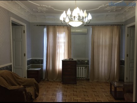 5-кімнатна квартира на вулиці Осипова на другому поверсі триповерхового будинку.. Приморский. фото 2