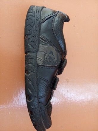 Туфлі - кросівки чорні шкіряні "Динозаврики".
Натуральна шкіра ззовні. . фото 4