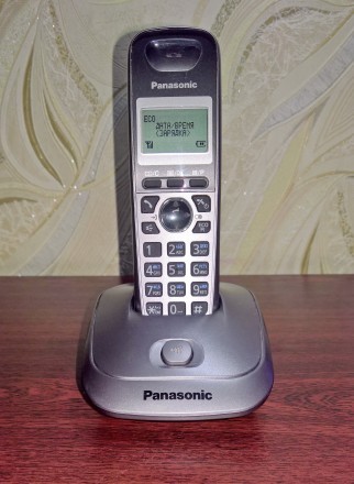Продам 2 цифровых настольных телефона Panasonic модель KX TG2511UA Идеальное сос. . фото 4