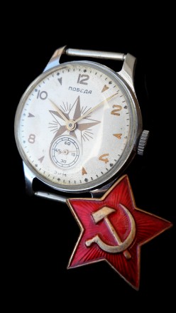 ВЕСЬ АССОРТИМЕНТ ЧАСОВ НА МОЁМ САЙТЕ: https://ussr-watch.wixsite.com/ussr-watch
. . фото 7