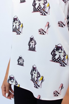 
Легкая блузка от турецкой фабрики Cliche. Блузка белого цвета с принтом в виде . . фото 7