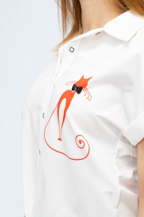 
Легкая блузка от турецкой фабрики Seul. Цвет блузки белый с узором в виде абстр. . фото 4