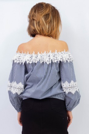 
Легкая блузка от турецкой фабрики Charming. Блузка свободная с резинкой сверху . . фото 5