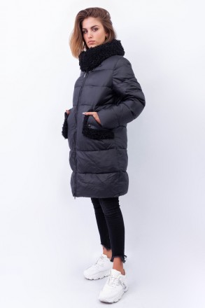 
Зимняя куртка черного цвета с необычным мехом на воротнике и карманах. Куртка п. . фото 3