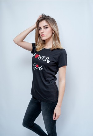 
Стильная женская футболка Joggy черного цвета с принтом в виде надписи белыми б. . фото 5
