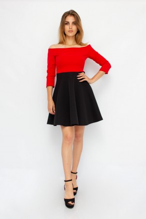 
Стильное платье Miss Nupel черная юбка и красный верх. Ткань плотная, верх немн. . фото 2