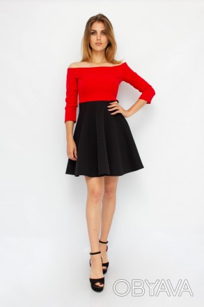 
Стильное платье Miss Nupel черная юбка и красный верх. Ткань плотная, верх немн. . фото 1