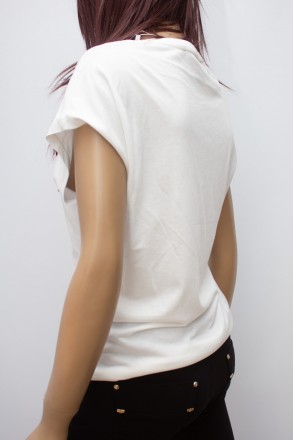 
Оригинальная женская футболка белого цвета с принтом в виде рисунка с цветами, . . фото 6