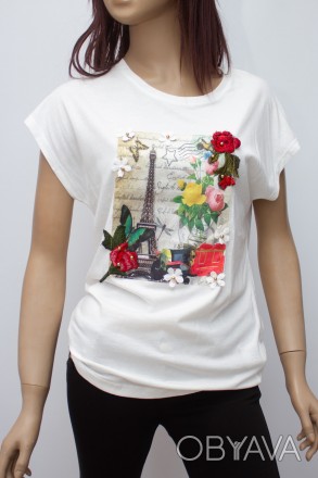 
Оригинальная женская футболка белого цвета с принтом в виде рисунка с цветами, . . фото 1
