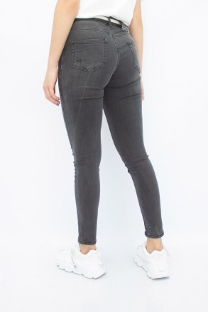 
Прикольные женские джинсы черного цвета, производство Турция. Покрой зауженный,. . фото 4