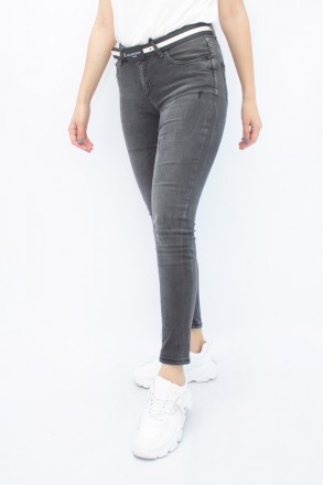 
Прикольные женские джинсы черного цвета, производство Турция. Покрой зауженный,. . фото 6