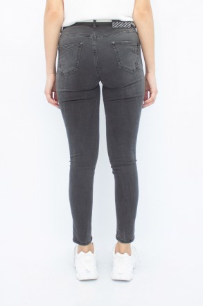
Прикольные женские джинсы черного цвета, производство Турция. Покрой зауженный,. . фото 3