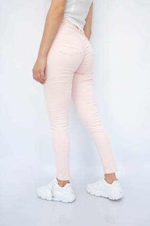 
Прикольные женские джинсы розового цвета, производство Турция. Покрой зауженный. . фото 4