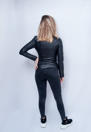 Крутая куртка косуха Silunu классического черного цвета. Материал куртки плотный. . фото 6
