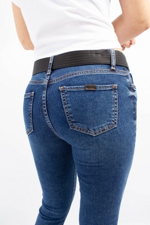 
Прикольные женские джинсы, производство Турция. Покрой зауженный, ткань плотная. . фото 6