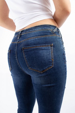 
Женские джинсы производство Китай. Покрой зауженный, ткань плотная, немного тян. . фото 6