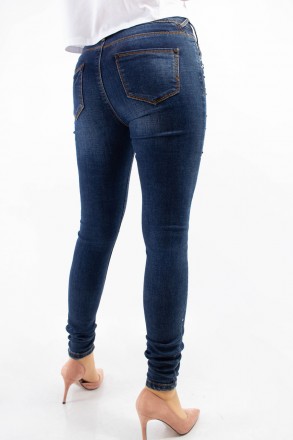 
Женские джинсы производство Китай. Покрой зауженный, ткань плотная, немного тян. . фото 3