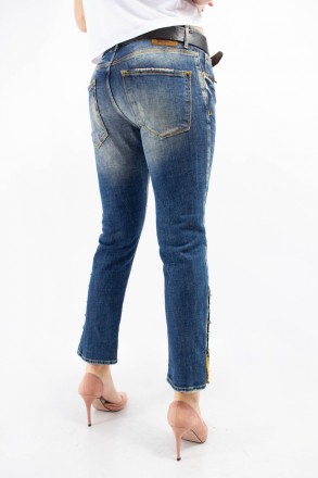 
Классические женские джинсы, производство Турция. Покрой свободный, ткань плотн. . фото 3