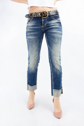 
Классические женские джинсы, производство Турция. Покрой свободный, ткань плотн. . фото 2