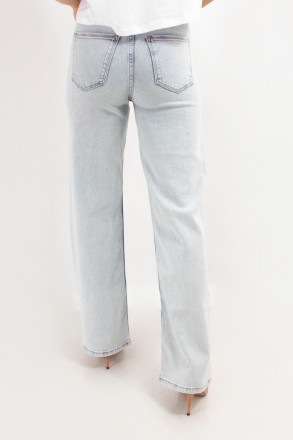
Прикольные женские джинсы клеш, производство Турция. Покрой расклешенный, ткань. . фото 4