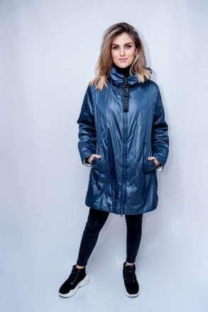 
Демисезонная куртка Visdeer средней длины, оригинального светло-синего цвета бо. . фото 2