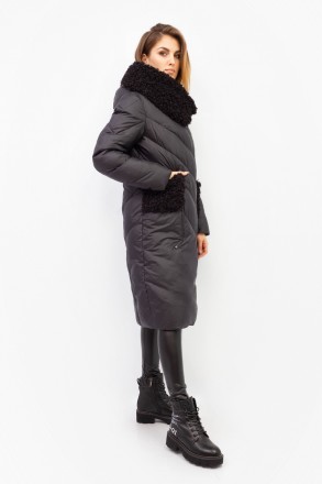 
Зимняя куртка черного цвета с необычным мехом на воротнике и карманах. Куртка п. . фото 7