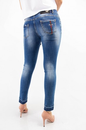 
Классические женские джинсы, производитель Lolo Blues. Покрой зауженный, ткань . . фото 4