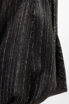 
Оригинальное платье New Perla черно-серого цвета с надписью из камней в районе . . фото 6