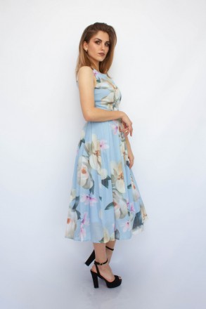 
Повседневное платье Lilium летней цветочной расцветки. Ткань платья легкая, воз. . фото 4