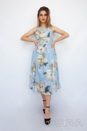 
Повседневное платье Lilium летней цветочной расцветки. Ткань платья легкая, воз. . фото 1