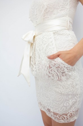 
Летнее платье Esito белый цвет с белыми узорами. Ткань платья легкая, есть подк. . фото 6