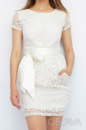 
Летнее платье Esito белый цвет с белыми узорами. Ткань платья легкая, есть подк. . фото 1