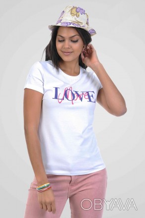 
Стильная женская футболка Joggy белого цвета с надписью спереди. Футболка свобо. . фото 1