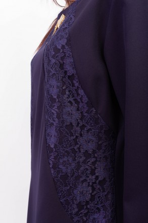 
Оригинальное платье Emika синего цвета с гипюровой вставкой спереди, производст. . фото 5