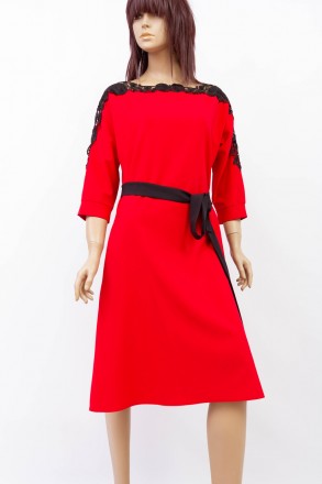 
Оригинальное платье Lazzuri красного цвета с черными элементами, производство Т. . фото 2