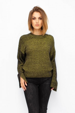 
Оригинальный свитер оверсайз зеленого с черным цвета, производство Serianno Тур. . фото 2