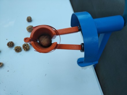 
Продам прибор для чистки орехов( орехокол)все составляющие
которого изготовлены. . фото 31