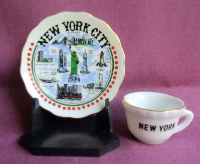 Тарелочка NEW YORK CITI + кружечка. 
Сувенир из Нью- Йорка.
Целая. Новая. 
Со. . фото 4