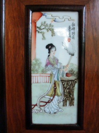Панно - картина Девушка жрица.
Рисунок на фарфоре.  Япония ХІХ век.
Соответств. . фото 6