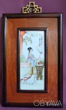 Панно - картина Девушка жрица.
Рисунок на фарфоре.  Япония ХІХ век.
Соответств. . фото 1