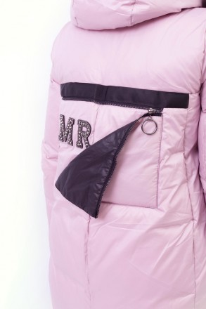 
Зимняя куртка розового цвета комбинированная черными элементами. Куртка прямая,. . фото 6
