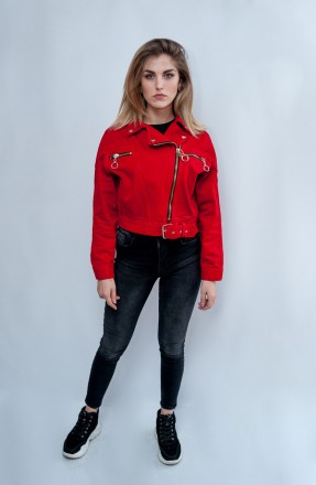 
Легкая демисезонная джинсовая куртка Gesvages красного цвета. Куртка свободного. . фото 2
