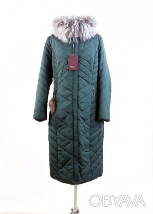 
Женская зимняя куртка Damader зеленого цвета с натуральным мехом на капюшоне. К. . фото 1
