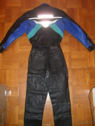 Есть также ещё несколько хороших  кожаных и текстильных мотокурток и брюк с мини. . фото 10