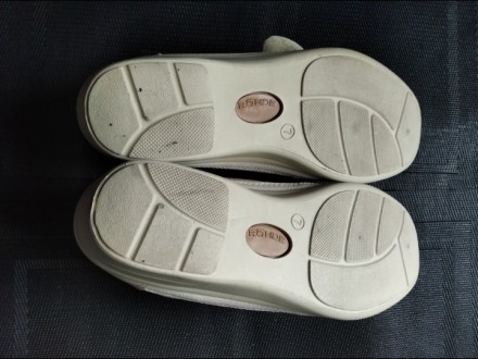 Красивые светло бежево белые ботинки, 41 размер, натуральная кожа,новые , в носк. . фото 6