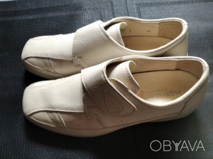 Красивые светло бежево белые ботинки, 41 размер, натуральная кожа,новые , в носк. . фото 1